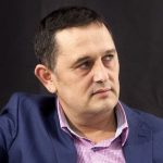 Decăderea spre „animal” în era mașinilor tot mai „umane”