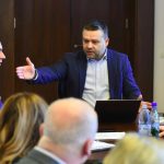 Declinul PSD: Analiza crizei interne și a impactului asupra coaliției guvernamentale