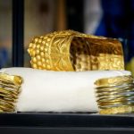 Întoarcerea comorilor dacice: Coiful de la Coțofenești și brățările pierdute