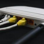 Măsuri severe în securitatea rețelelor: Implicațiile deciziei FCC asupra routerelor Wi-Fi