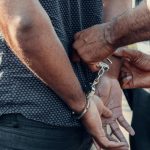 Abuzul de încredere: Cazul profesorului acuzat de relații sexuale cu o elevă minoră