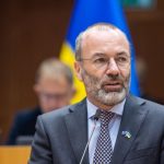 Partidul Popular European Își Reafirmă Sprijinul pentru Ilie Bolojan: O Analiză a Reformelor și Tensiunilor Politice din România