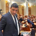 Criza Guvernamentală din România: Tensiunile Politice și Viitorul AUR în Contextul Moțiunii de Cenzură